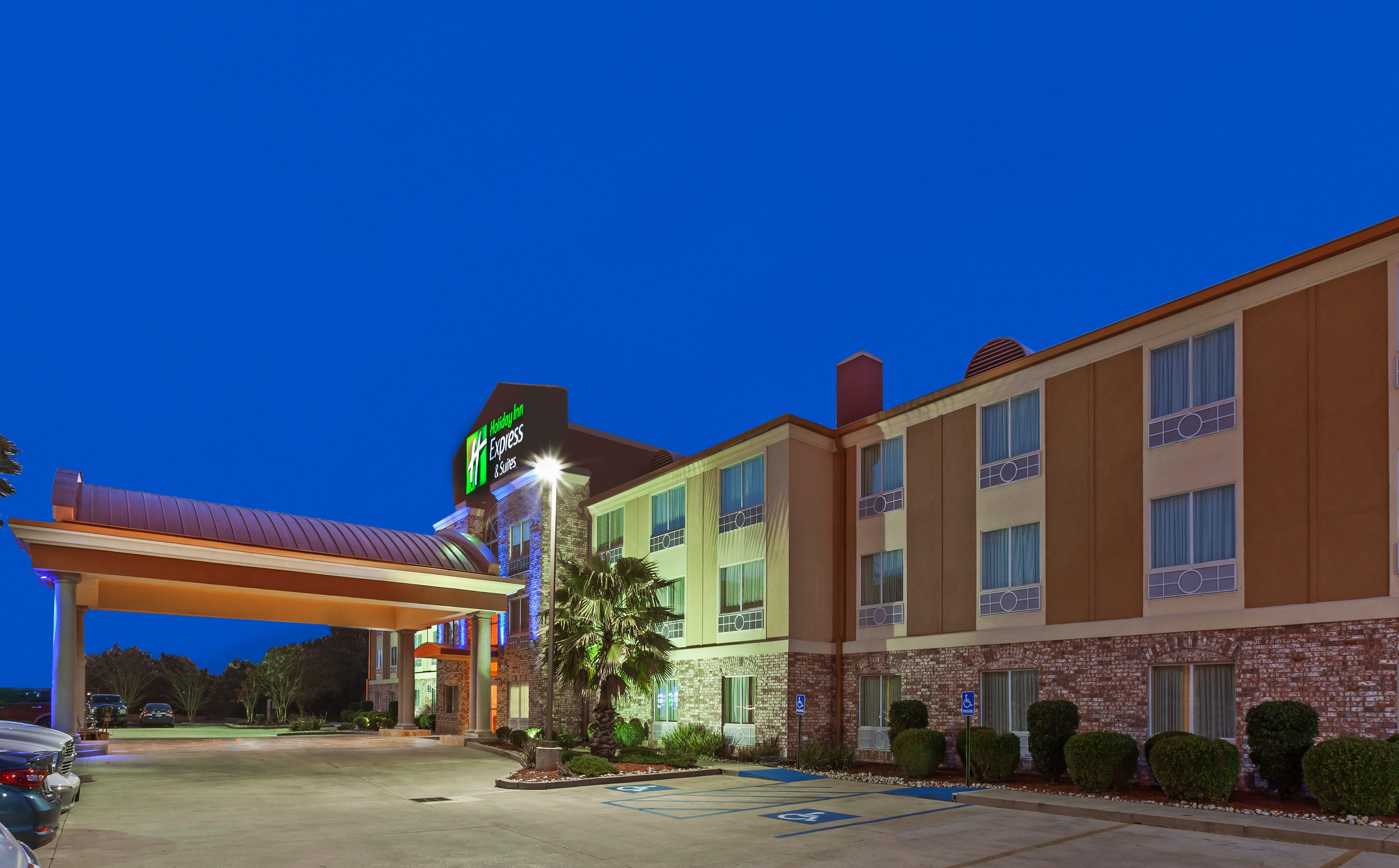 Holiday Inn Express & Suites Lafayette South By Ihg Exterior foto