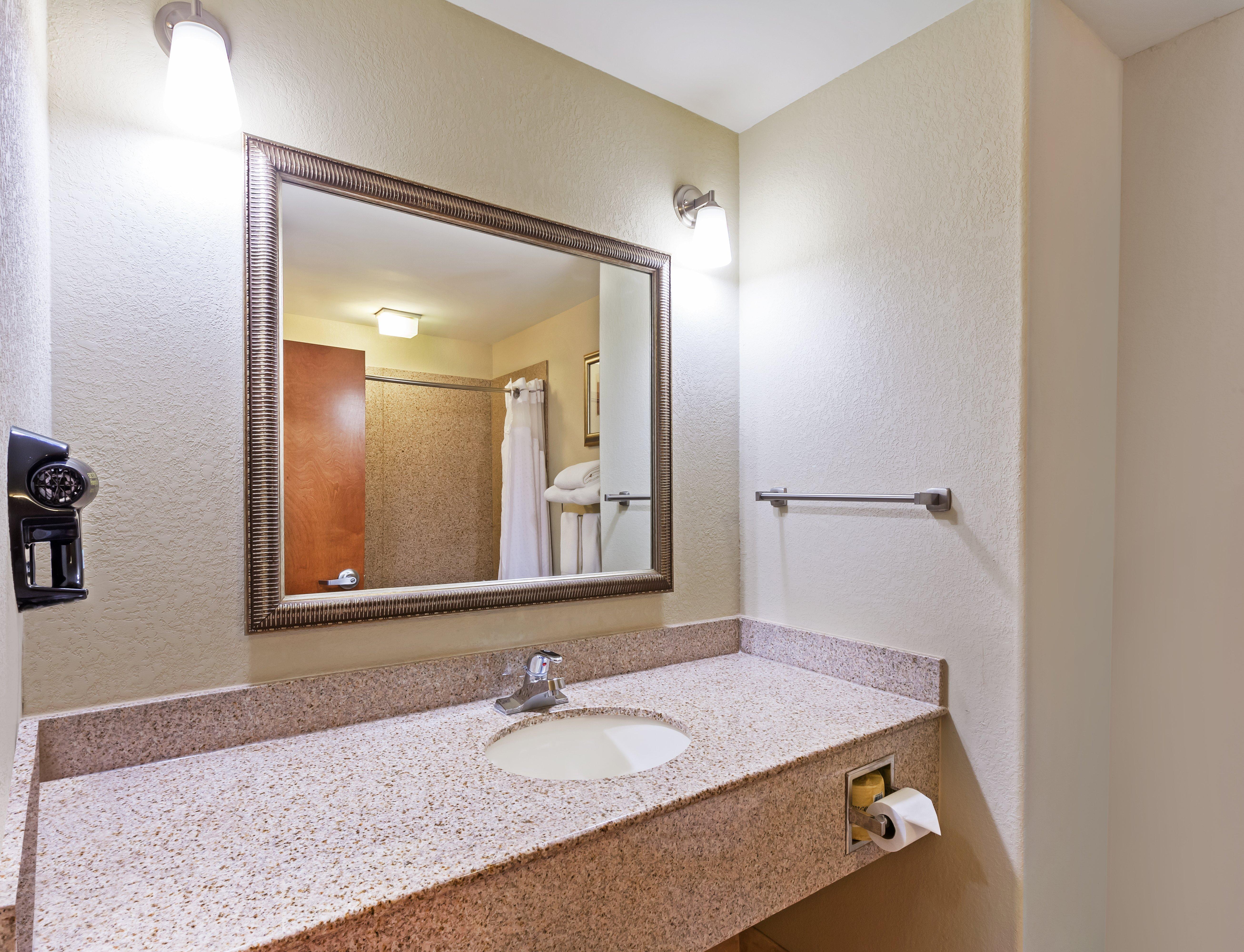 Holiday Inn Express & Suites Lafayette South By Ihg Exterior foto