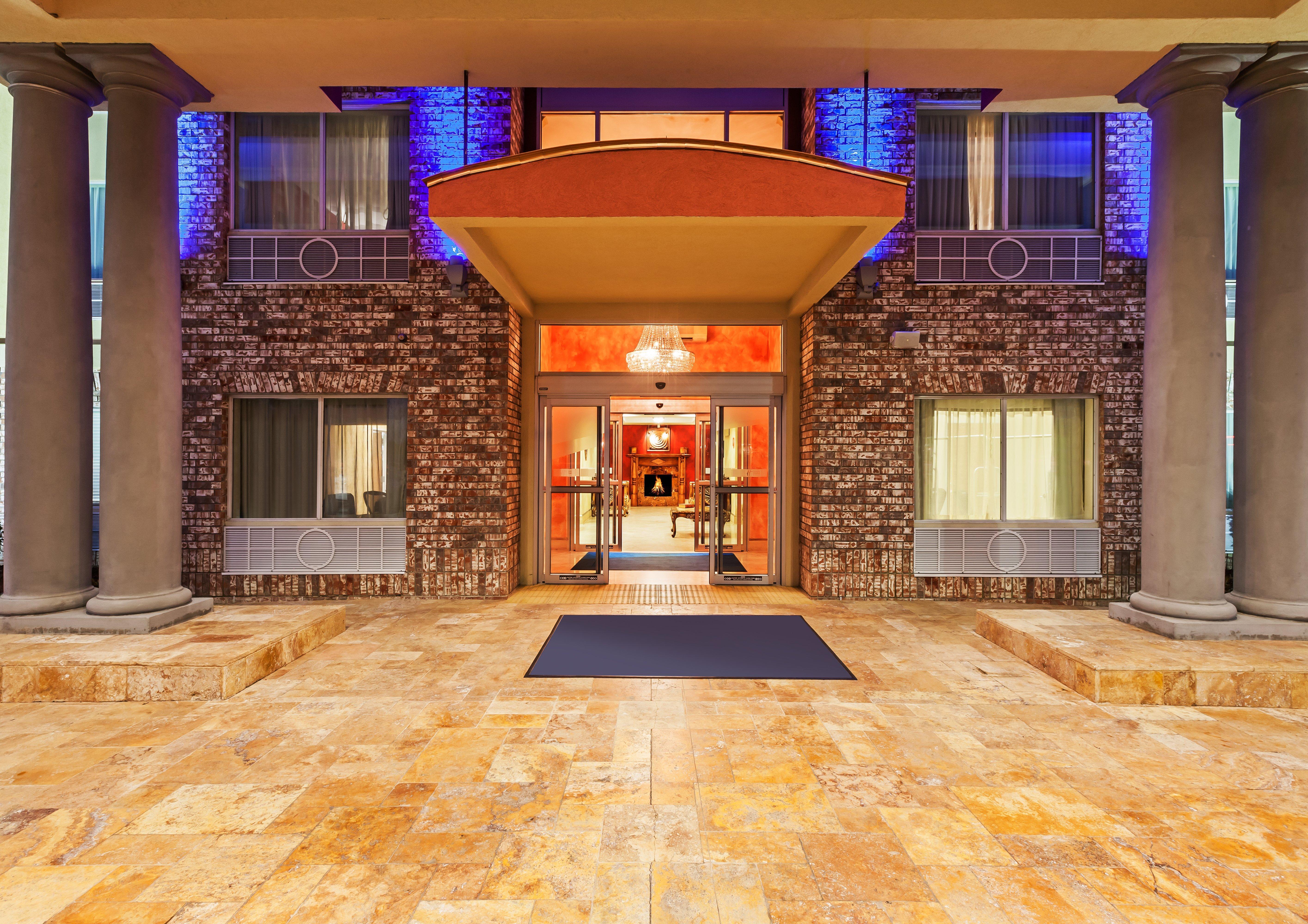 Holiday Inn Express & Suites Lafayette South By Ihg Exterior foto