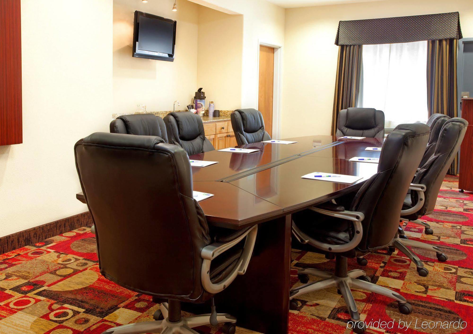 Holiday Inn Express & Suites Lafayette South By Ihg Einrichtungen foto