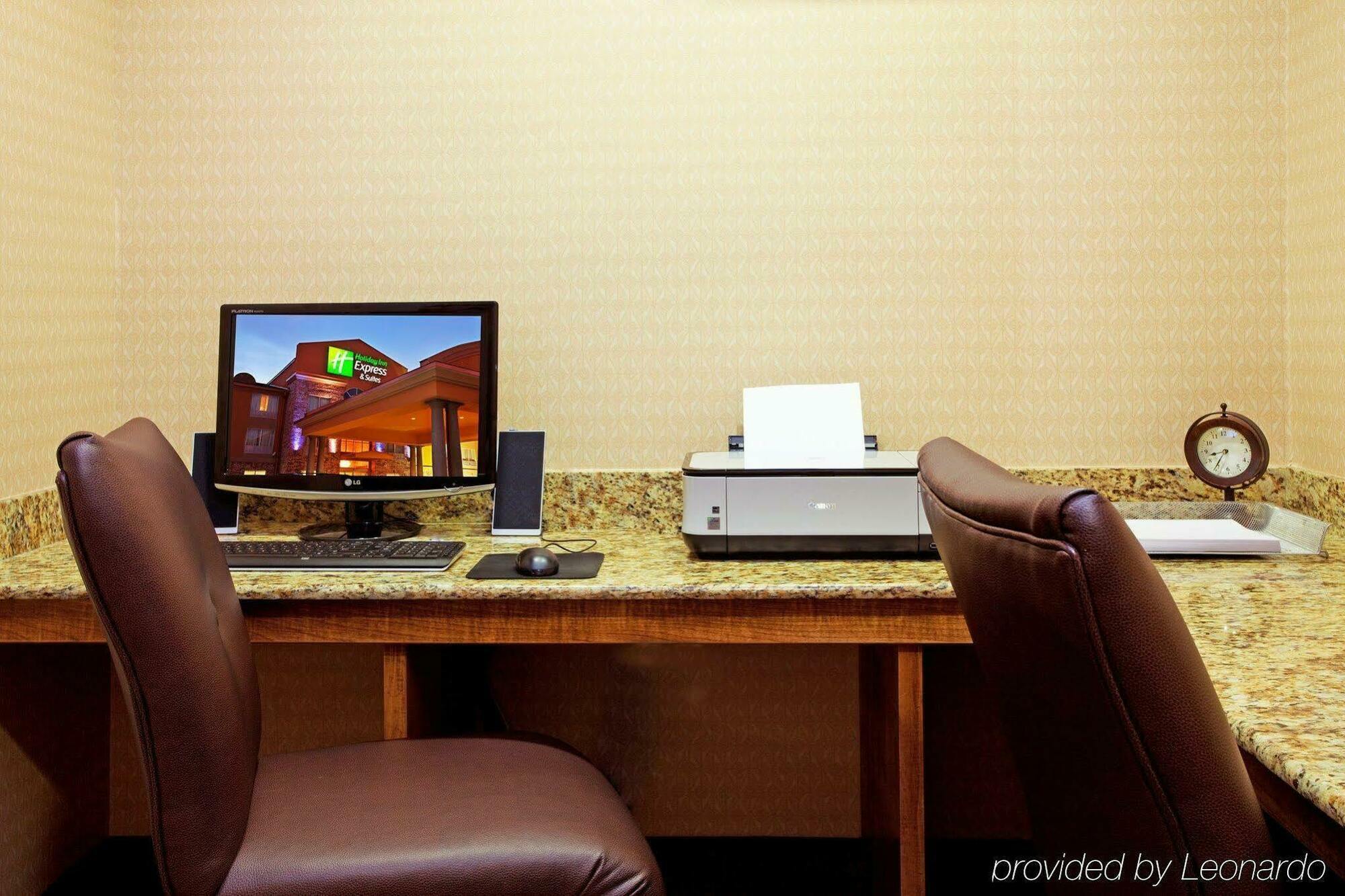 Holiday Inn Express & Suites Lafayette South By Ihg Einrichtungen foto